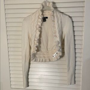 White House Black Market Elegant Cream Rabbit Hair Blend Shrunk Ruffled Shrug